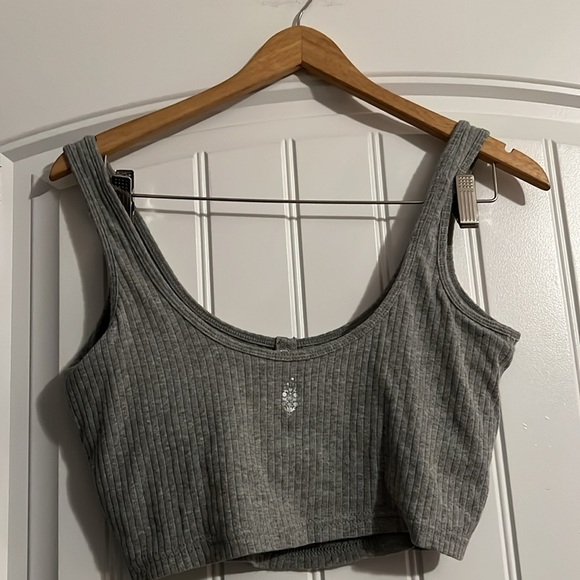 Free People Movement Luxe
Rib Snap crop Tank - Picture 7 of 9